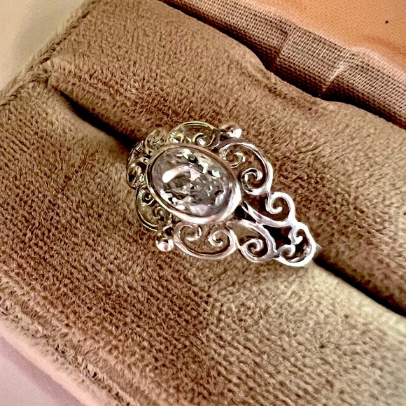 Vintage Filigree Ring with Large White Sapphire Solid 925 Sterling Silver - Picture 7 of 16